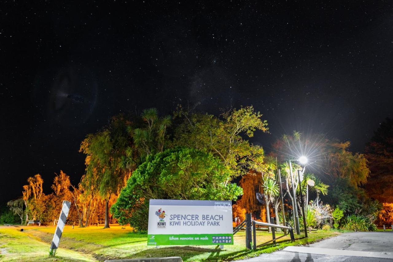 Spencer Beach Top 10 Holiday Park Christchurch Exterior foto