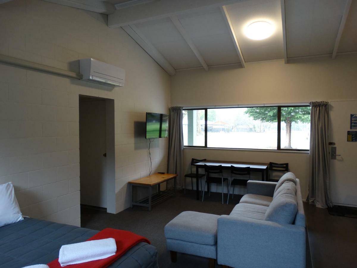 Spencer Beach Top 10 Holiday Park Christchurch Exterior foto